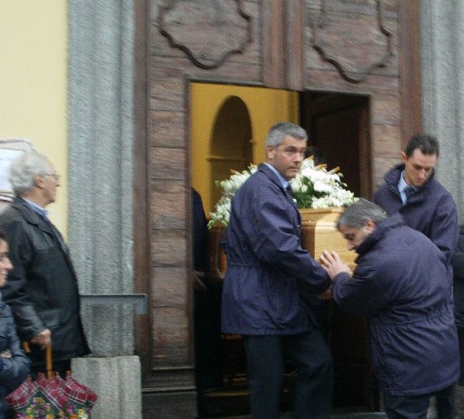  - anzano-funerale-francesco-parise-morto-di-leucemia-a-16-anni-4-510x461