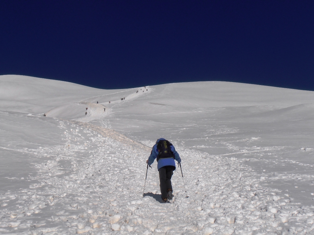 Pericolo Valanghe 3 Marcato Sconsigliate Le Escursioni Sulla Neve